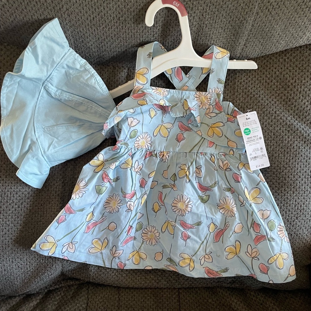 Carter’s baby girl sun dress 3m & 6m